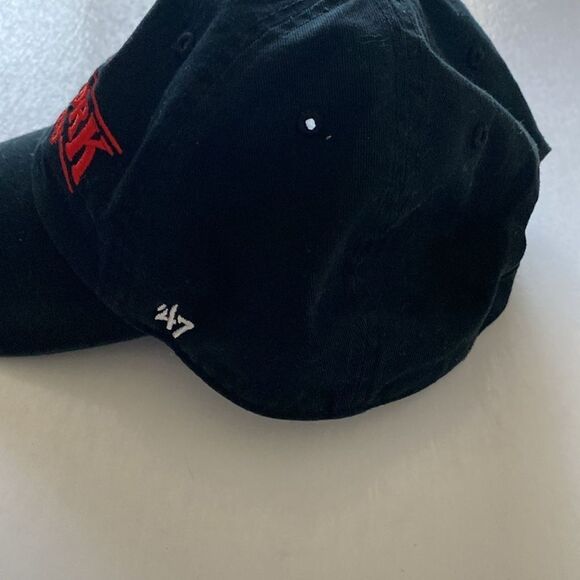 New York Yankees Stranger Things by 47 Black Adjustable Baseball Cap - Picture 4 of 5